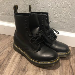 Size 6 Dr. Martens boots